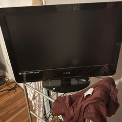 Vizio Tv Probably 20 Inch Or 22 Not Sure