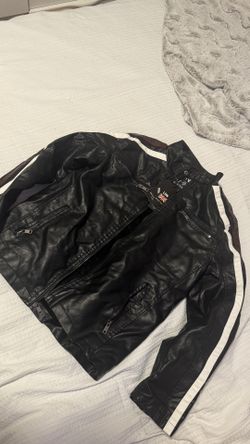 Men’s Leather Jacket Small ( LDN)