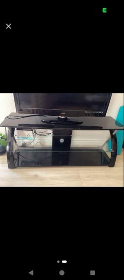 Modern TV  Console Table - Black shiny Finish - must be picked up this weekend