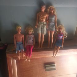 Barbies 5 Total