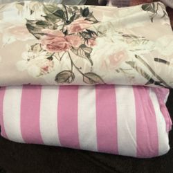 Bums & Roses Bamboo Swaddle Blankets – Set of 2