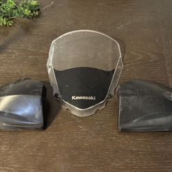  Windshield and Handle Covers