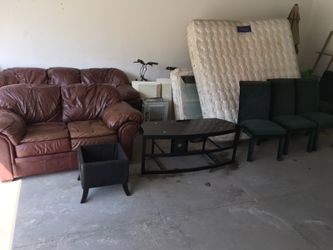 Great Deal Complete set up!! No bed everything else still available!