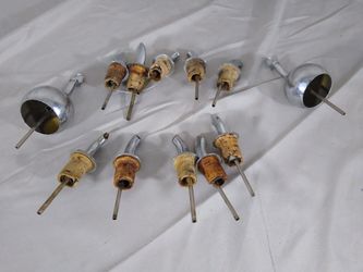 Vintage Lot of 12 Metal Alcohol Liquor Bottle Pourer Stopper "Auto Pour" Spout