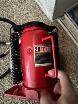PITTSBURGH 20 Ton Air/Hydraulic
