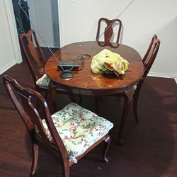 Wood Table 4 Chairs 