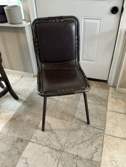 Restaurant Chairs – Commercial Grade Industrial Style Restaurant Chairs