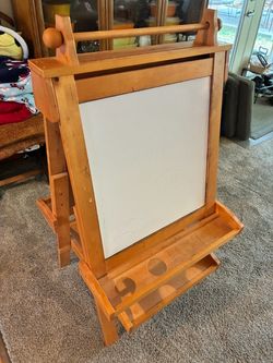 Kidkraft Deluxe Wood Easel with Whiteboard and Chalkboard