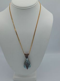 Gold Chain Necklace with Wire-Wrapped Stone Pendant
