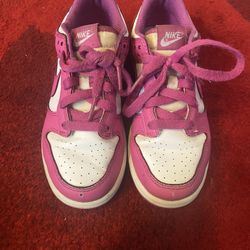 Nike Dunk Low Pink “fuchsia”