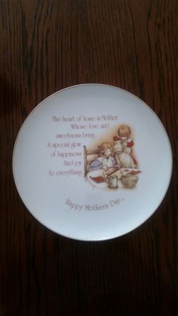 Collectable wall plate