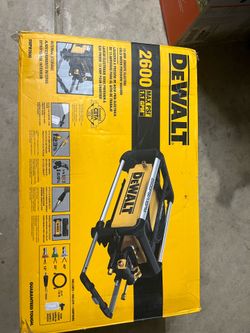 DEWALT 2600 PSI / 1.1 GPM Electric Pressure Washer (DWPW2600)