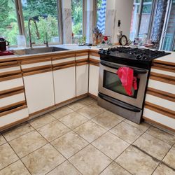 Kitchen Cabinets 