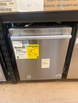 LG Studio Stainless Steel Built-In Dishwasher with Third Rack