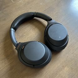 Sony WH-1000XM3 Wireless Noise Cancelling Headphones