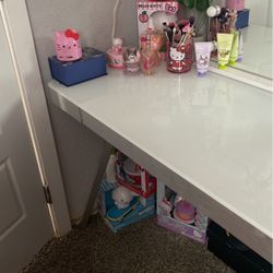 Vanity/desk