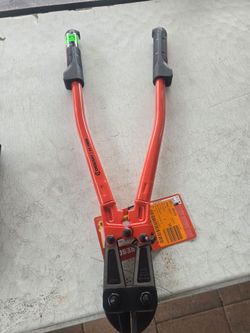 Bolt cutter