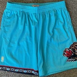 Like New Vancouver Grizzlies Shorts Men's Size Large Jersey Mitchell & Ness Memphis Ja Morant Jersey Mike Bibby Shareef Abdur-Rahim Jaren Jackson Jr. 