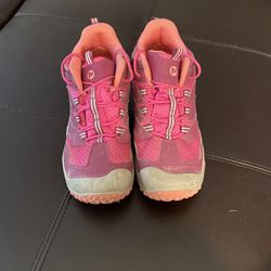 Girls Merrell Hiking Boots Size 6