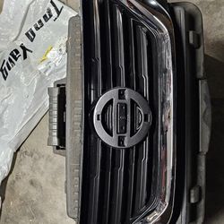 Nissan Altima Grill