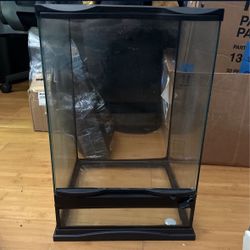 10 Gallon Reptile Tank