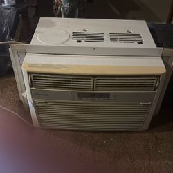 Frigidaire AC 