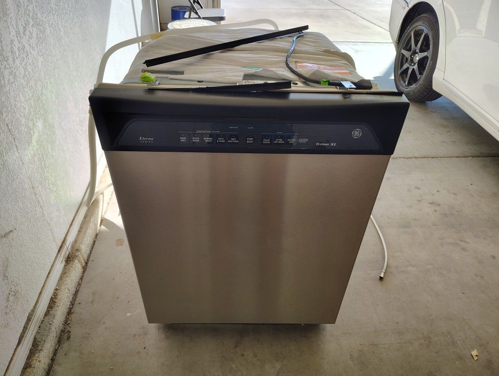 GE Stainless Steel Dishwasher