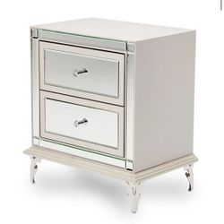 Hollywood Loft Bedroom King Size Set