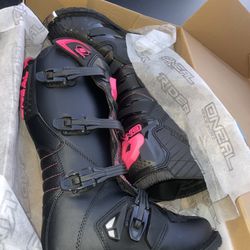 Women’s Oneal Mx Boots And Pants