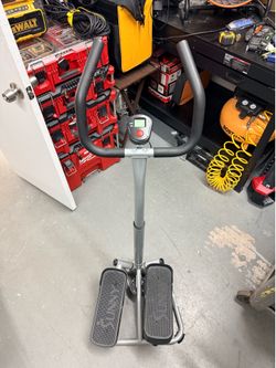 Sunny Health & Fitness Air Walker with Seat