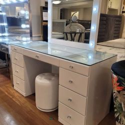 Avery White Vanity