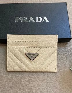 Prada Card Wallet For Both Men And Woman Unisex 