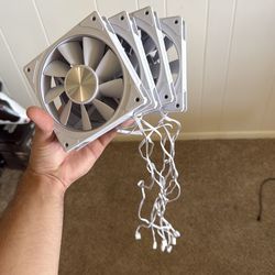 4 x 120mm White Case Fans - DIYPC