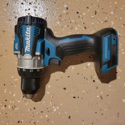 Makita 18-Volt Brushless Hammer Drill (Only Tool NEW)