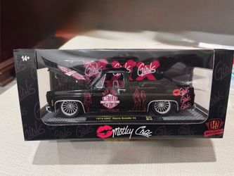 M2 Rock Legends 1976 GMC Sierra Diecast Grande 15 Motley Crue