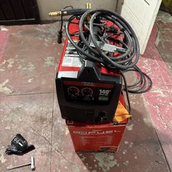 Lincoln Welder 140hd  Costumer Return To Home Depot $450 Firm