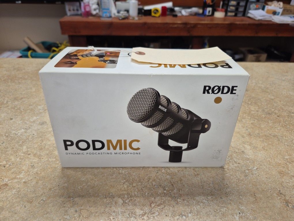 Rode PodMic Dynamic Podcasting Microphone