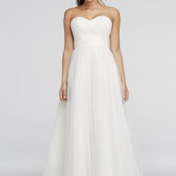 New David’s Bridal Wedding Dress 