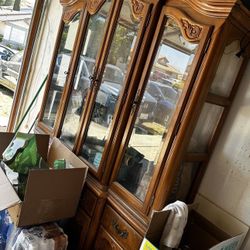 Cabinet And Shelf’s 