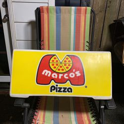 Marcos Pizza Car Topper