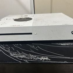 Xbox One S - 500GB