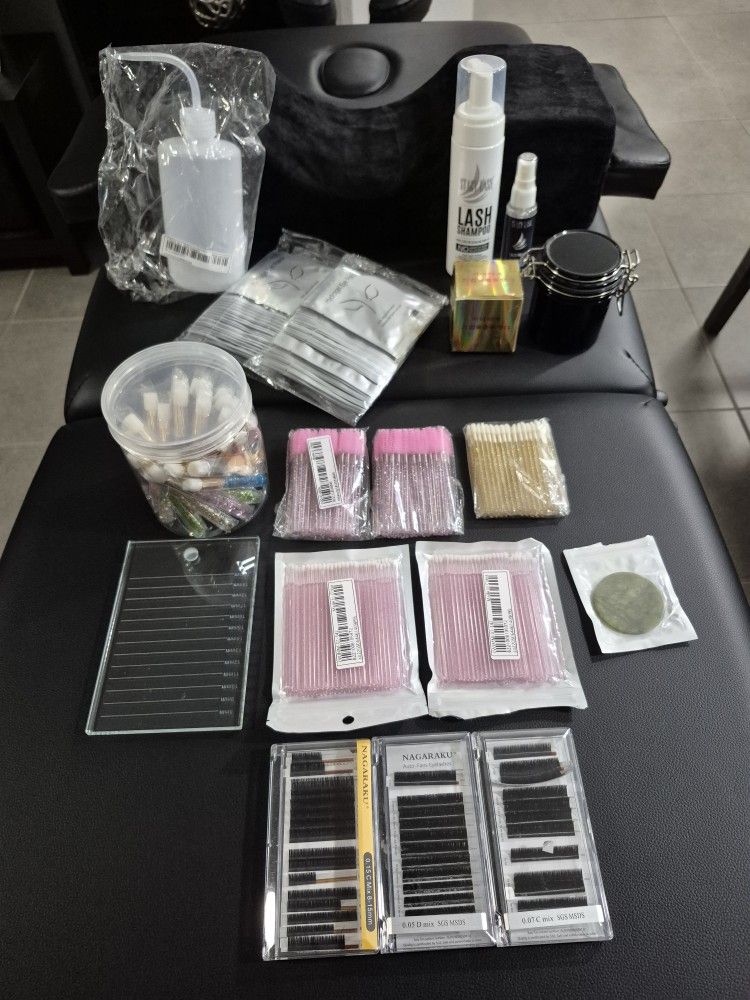 Stretcher and materials for making eyelashes!!