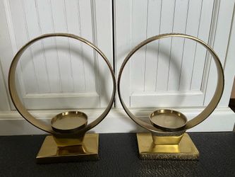 12” x 9,5” Rounded Candleholders set of 2. Metal. Home decor, Wedding Decor.