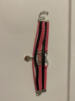 Lip sense infinity bracelet