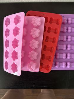 Silicone Dog Treat Or Candy Molds