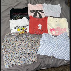 Women’s Size Small Shirts And Crop Tops 