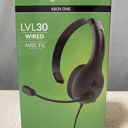 Headphones for XBox One with 3.5 mm connection.