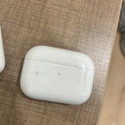 Apple AirPod Case only 2nd Gen.