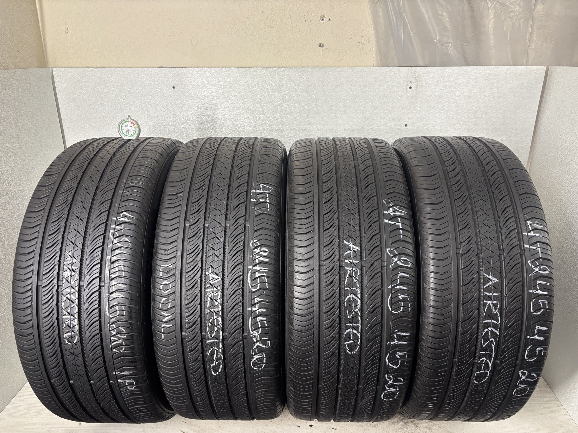 Set 4 Tires 245 45 20 Continental Pro contact Tx