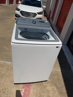 5.5 cu.ft. Extra-Large Capacity Smart Top Load Washer with Super Speed in White